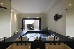 Villa with outdoor pool for 8 persons