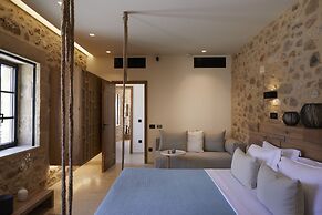 Villa with outdoor pool for 8 persons