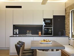 Villa with outdoor pool for 8 persons