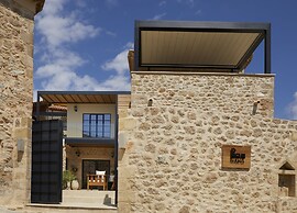 Villa with outdoor pool for 8 persons