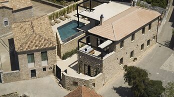 Villa with outdoor pool for 8 persons