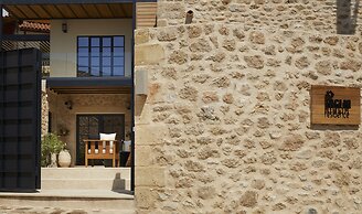 Villa with outdoor pool for 8 persons