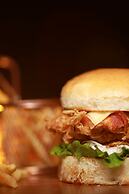 Hotel Grand Padappai Residency