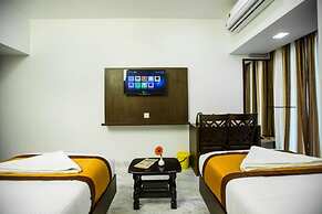 Hotel Grand Padappai Residency
