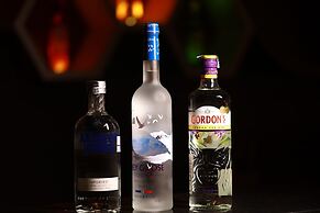 Hotel Grand Padappai Residency