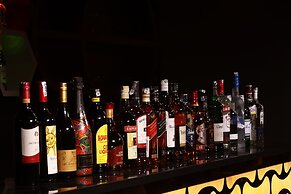 Hotel Grand Padappai Residency