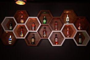 Hotel Grand Padappai Residency