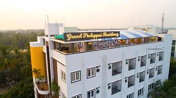 Hotel Grand Padappai Residency