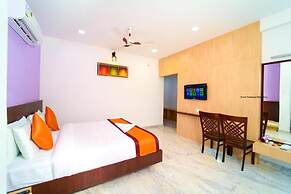 Hotel Grand Padappai Residency