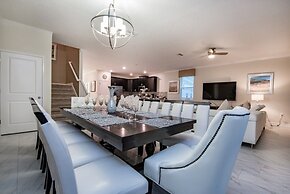 9000hs 10 Bedroom Villa by RedAwning