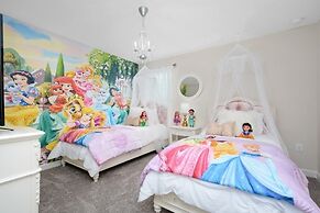 8 Bedroom Movie Theater In Home Champions Gate! 8 Villa by RedAwning