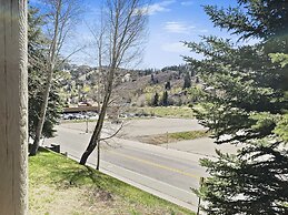 B11 Powder Run 2 Bedroom Condo by RedAwning