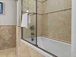 B11 Powder Run 2 Bedroom Condo by RedAwning