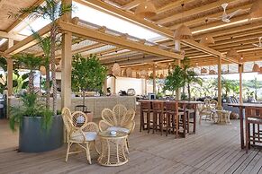 Liu Resorts - All inclusive
