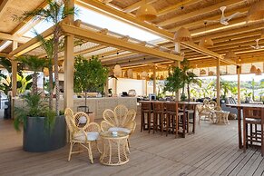 Liu Resorts - All inclusive