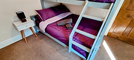 Rhubarb Terrace on the Coast - Sleeps 1-6