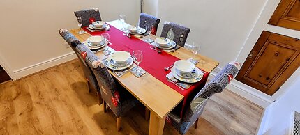 Rhubarb Terrace on the Coast - Sleeps 1-6