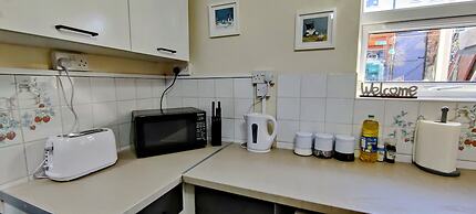 Rhubarb Terrace on the Coast - Sleeps 1-6