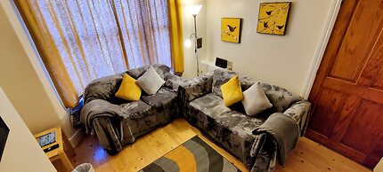 Rhubarb Terrace on the Coast - Sleeps 1-6