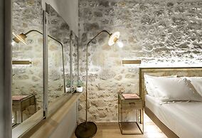 Inotropes Boutique Suites - Adults Only