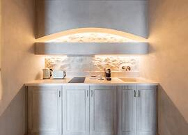 Inotropes Boutique Suites - Adults Only