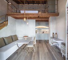 Inotropes Boutique Suites - Adults Only