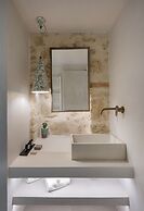 Inotropes Boutique Suites - Adults Only