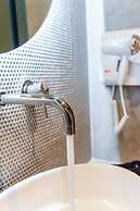 Central 44 Wow Casual Suite