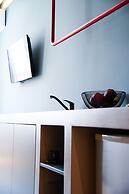 Central 44 Wow Casual Suite