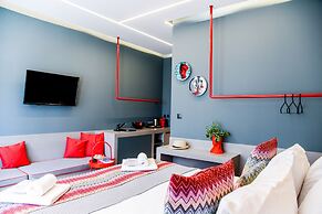 Central 44 Wow Casual Suite