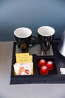 Central 44 Wow Casual Suite