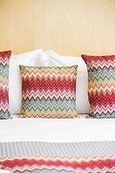 Central 44 Wow Casual Suite