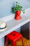 Central 44 Wow Casual Suite