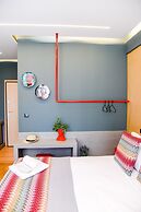 Central 44 Wow Casual Suite