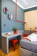 Central 44 Wow Casual Suite