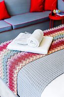 Central 44 Wow Casual Suite