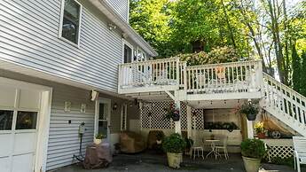 High Street Hideaway