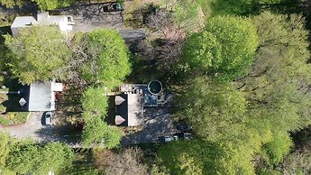 High Street Hideaway