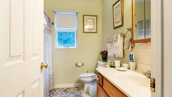 High Street Hideaway