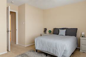 Spacious House BMT Six Flags Seaworld