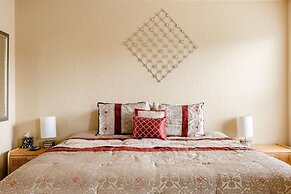 Spacious House BMT Six Flags Seaworld