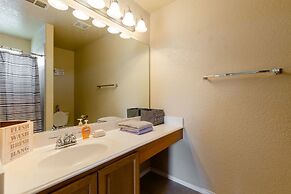 Spacious House BMT Six Flags Seaworld