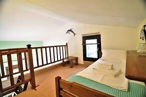 Zennova 23 - Nikiti Family Green Nest