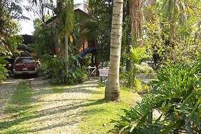 Balneario y Cabañas ISIS