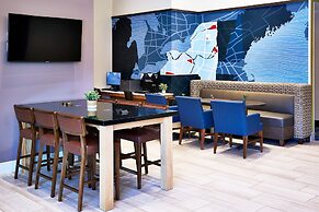 Holiday Inn Express NYC Brooklyn - Sunset Park by IHG