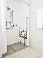 Holiday Inn Express NYC Brooklyn - Sunset Park by IHG