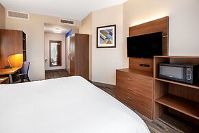 Holiday Inn Express NYC Brooklyn - Sunset Park by IHG
