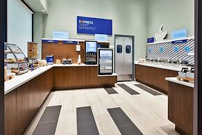 Holiday Inn Express NYC Brooklyn - Sunset Park by IHG