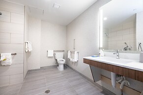 Holiday Inn Express & Suites San Jose Silicon Valley by IHG