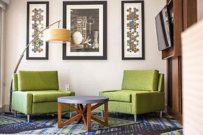 Holiday Inn Express & Suites San Jose Silicon Valley by IHG